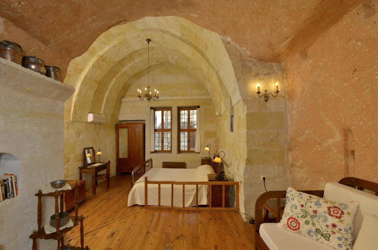 Esbelli Evi Cave Houses Urgup Eksteriør bilde