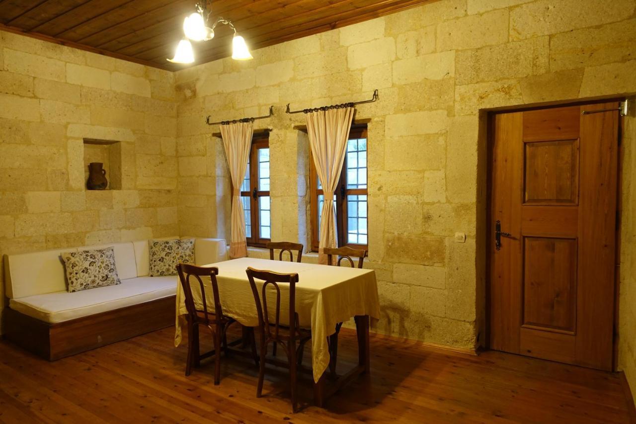 Esbelli Evi Cave Houses Urgup Eksteriør bilde