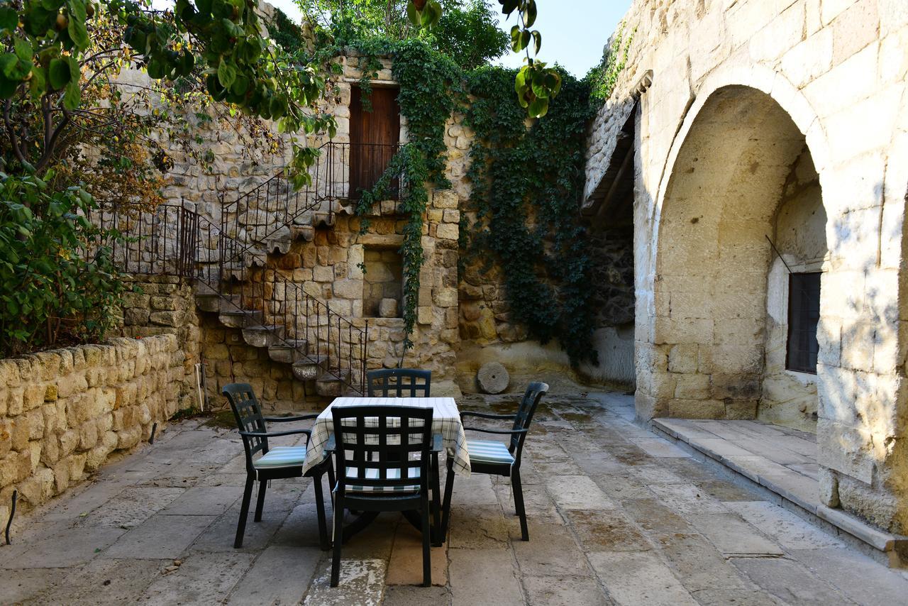 Esbelli Evi Cave Houses Urgup Eksteriør bilde
